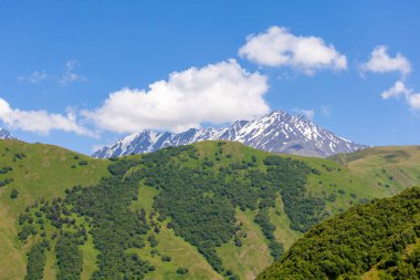 Yukarı Khevsureti, Gürcistan 'ın güzel dağlık manzarası. Seyahat