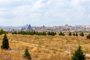 Kapadokya 'daki volkanik kaya oluşumları antik Hıristiyanların ikamet ettikleri yer. Seyahat