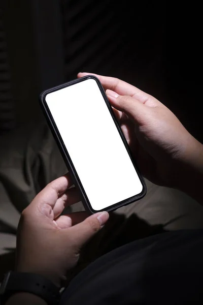 Händerna Håller Smart Telefon Med Tom Skärm Närbild Tomma Skärmen — Stockfoto