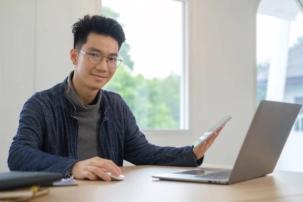Smiling Young Man Freelancer Stylish Outfits Using Laptop Computer Bright — Stock Photo, Image