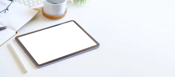 Office Desk Digital Tablet Coffee Cup Notebook — ภาพถ่ายสต็อก