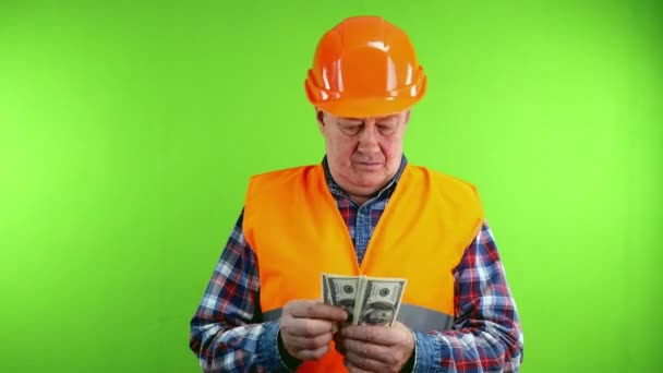 Senior Builder Hardhat Counts Money Construction Works Dancing Smiling Mature — Stock Video