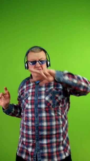 Senior Man Pixelated Sunglasses Thug Life Meme Style Dances Energetically — Stock Video