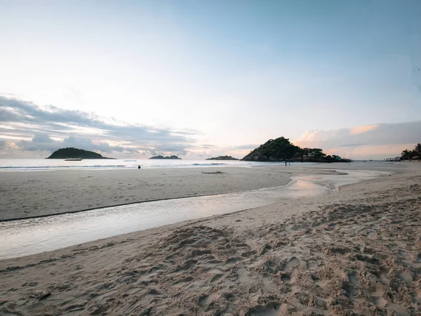 Схід Сонця Береговому Піску Піщаний Пляж Текстурами Водою — стокове фото