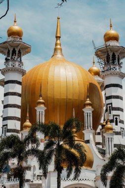 Kuala Kangsar, Perak, Malezya 'daki Ubudiah Camii' nin havadan görünüşü