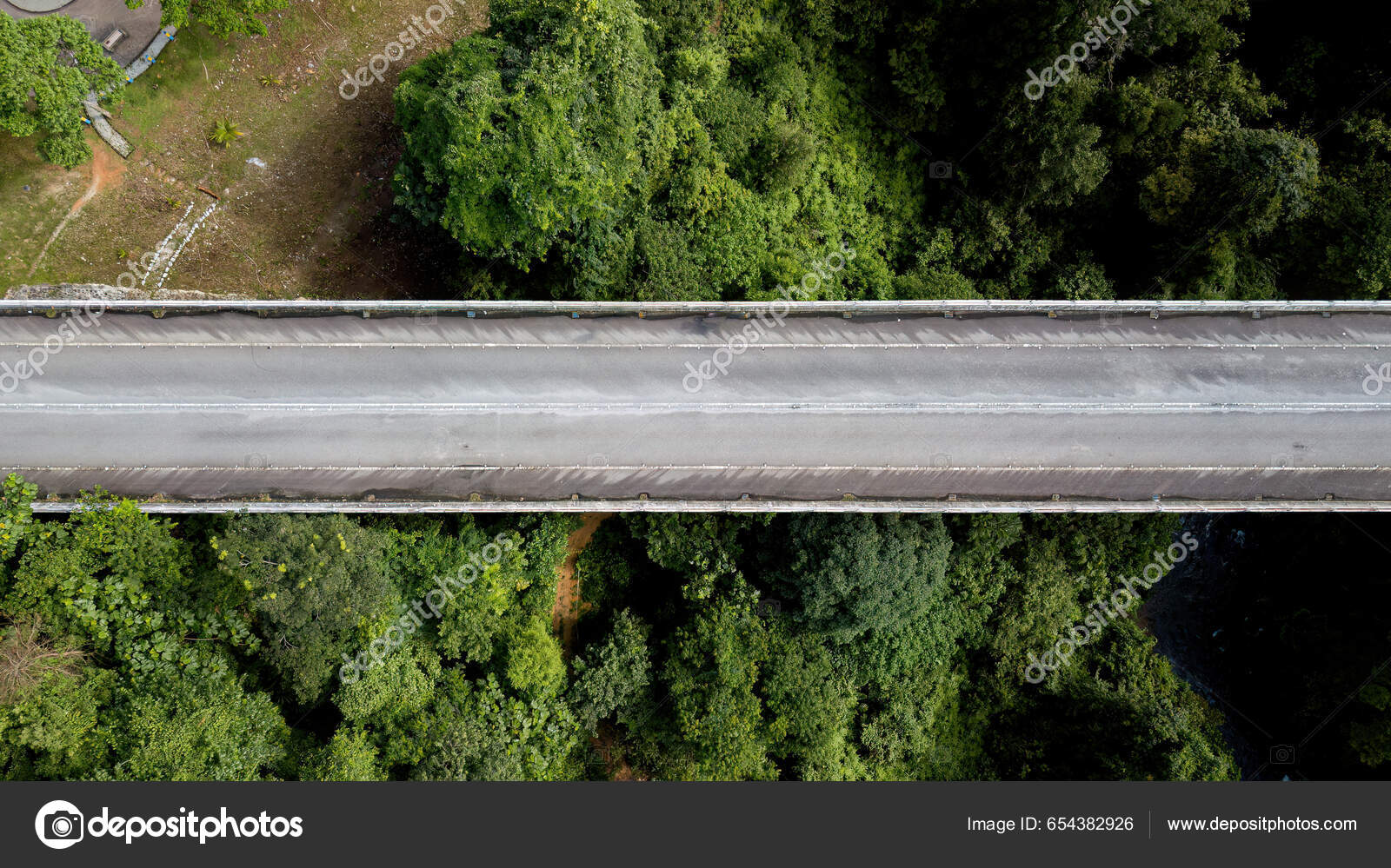Empty Elevated Road Rainforest Mountains Hulu Selangor Malaysia