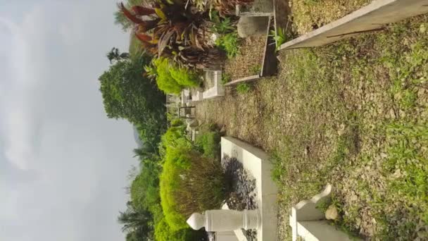 Moving View Muslim Graveyard Malaysia Slow Motion Vertical Videos — Stock Video
