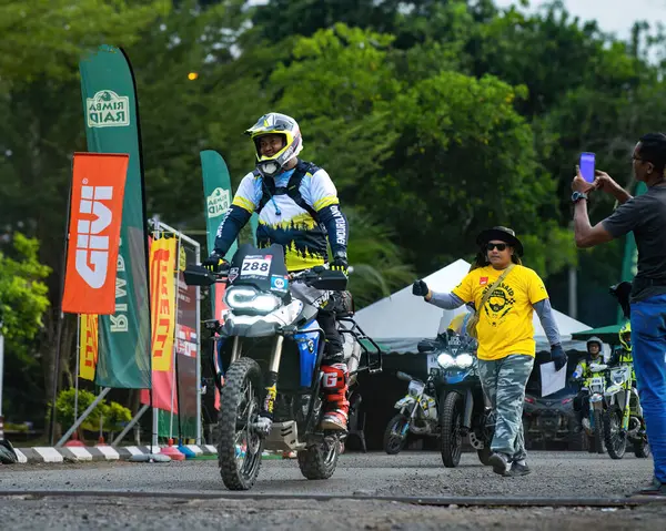 Pahang Malaysia September 2022 Motorradfahrer Startpunkt Des Rimba Raid Events — Stockfoto