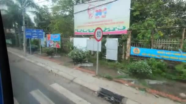 Street Vietnam View Out Bus Window Motorbikes Countryside High Quality — Stock video