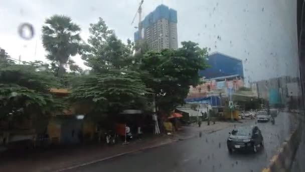 Phnom Penh Cambodia View Bus Window Fast Growing Modern City — Stockvideo