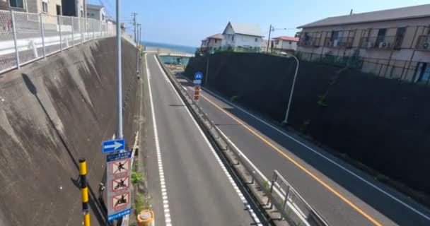 Небольшой Въезд Шоссе Небольшом Японском Городке Пешеходам Вход Воспрещен Высококачественные — стоковое видео