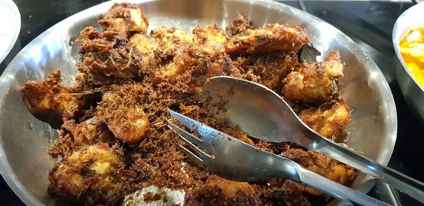 Ayam Goreng Rempah Tradicional Frango Frito Javanês Cozido Frigideira Restaurante — Fotografia de Stock