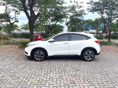 Endonezya, Surakarta, 25 Ekim 2022, Honda HR-V, Japon Honda tarafından üretilen bir arazi aracı.