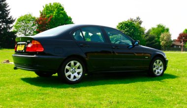 Birmingham, Westmidlands, Birleşik Krallık, 11 Mayıs 2008, BMW 318i E46 3 serisi 2002, BMW Avrupa siyah renk
