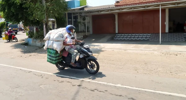 Andar Moto Asia Como Uno Los Métodos Transporte Mercancías Que — Foto de Stock