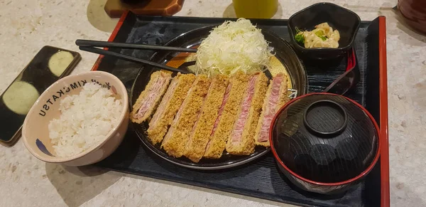 Indonesisch Japans Fusie Voedsel Japanse Keuken Koken Indonesische Stijl Gyukatsu — Stockfoto