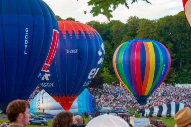 Bristol Birleşik Krallık Yıllık Uluslararası Sıcak Hava Balonu Festivali, Avrupa 'nın İngiltere üzerinde uçan sıcak hava balonu kutlaması, multimedya içeriği oluşturulması için iyi, bu AI IMAGE değil, Lütfen EXIF DATA' ya bakın