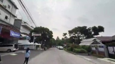 Şehirdeki trafik sıkışıklığı ve trafik akışı, kentsel yollarda trafik sıkışıklığı, kaos ve ağır kirlilik multimedya içeriği oluşturmada iyidir