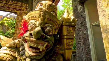 Bali, Endonezya kültürel ve sanat ortamı güzel bir eser ve heykel Bali 'deki kültürel ifade olarak seyahat multimedya içeriği oluşturmada iyidir