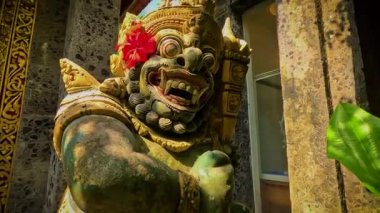 Bali, Endonezya kültürel ve sanat ortamı güzel bir eser ve heykel Bali 'deki kültürel ifade olarak seyahat multimedya içeriği oluşturmada iyidir