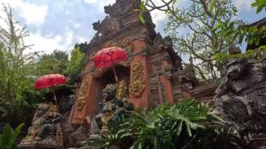 Bali, Endonezya kültürel ve sanat ortamı güzel bir eser ve heykel Bali 'deki kültürel ifade olarak seyahat multimedya içeriği oluşturmada iyidir