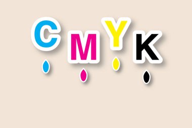 Pastel arka planda CMYK tipografi afişi. Renk yazdırma konsepti, işiniz için şablon. gölge örtüsü. metin için boşluk kopyala. illüstrasyon kağıdı tasarım biçimi.