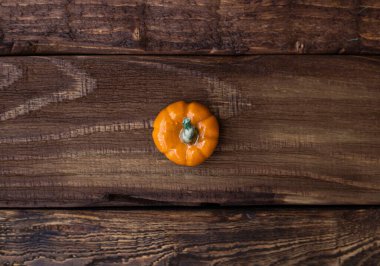 Seramik balkabağı. Üst Manzara. Cadılar Bayramı, hasat konsepti