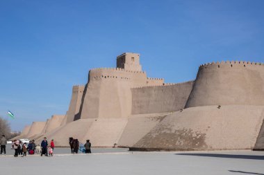 Özbekistan 'ın Khiva kentindeki Ichan qala ana girişi, tarihi ve mimari anıt
