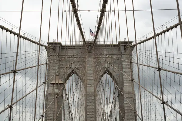 Brooklyn Köprüsü, New York Şehri.