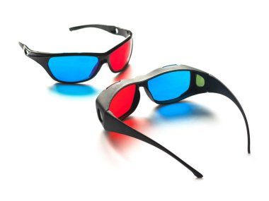 3D video izlemek için iki çift 3D anaglyph stereo gözlük