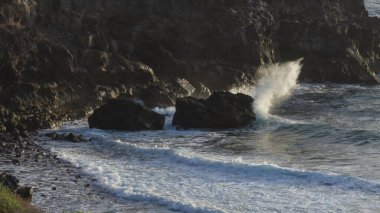 Dynamic ocean scene, natural beauty clipart