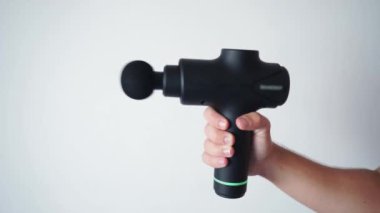 İyileşmek için ergonomik masaj silahı