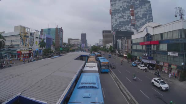 印度尼西亚雅加达 2023年6月20日 工作时间结束后下午雅加达的交通密度 — 图库视频影像