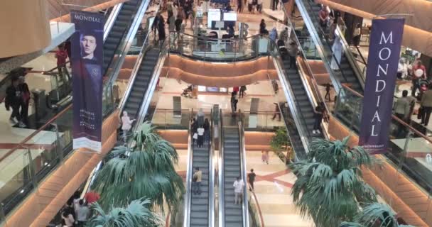 Jakarta Indonesia Oct 2023 Kerumunan Pengunjung Pondok Indah Mall Jakarta — Stok Video
