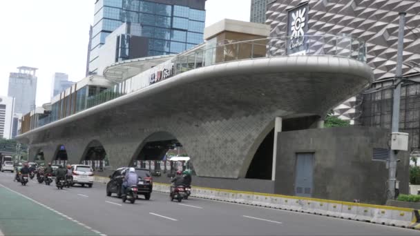 Τζακάρτα Ινδονησία Ιαν 2024 Κυκλοφορίας Στην Ινδονησιακή Hotel Κυκλική Στάση — Αρχείο Βίντεο