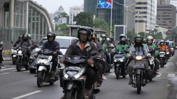 Jakarta Indonesia Jan 2024 Traffic Indonesian Hotel Roundabout Stop Jalan — Stock Video