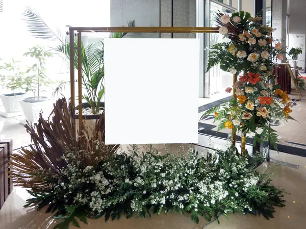 Boş fotoğraf çerçevesi. fotoğraf çerçevesi maketi