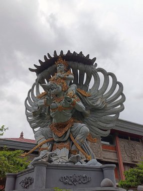 22 Kasım 2024 'te Bali, Endonezya' daki Garuda wisnu kencana heykeli