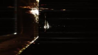 Kara Cuma metin kelime altın ışık animasyon döngüsü arıza metin sinematik başlık etkisi soyut arka plan