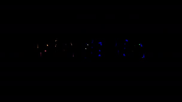 Gelukkige Verjaardag Gloeien Kleurrijke Neon Laser Tekst Animatie Zwart Abstracte — Stockvideo