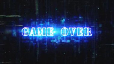 Game Over 'ın animasyon metni. Mavi neon metin bilim kurgu efekti. Gümüş yanıp sönen ışık döngüsü sinematik başlık animasyonu. 