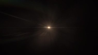 Soyut döngü merkezi yanıp sönen parlak altın yıldızlı optik ışık ışını uzun kol animasyonu siyah arka planda.