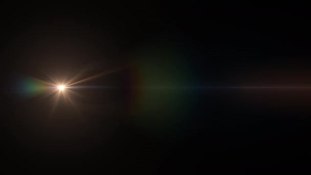 バーストグローゴールド光学フレアライト 黒抽象背景の左から右側のアニメーションに移動します — ストック動画