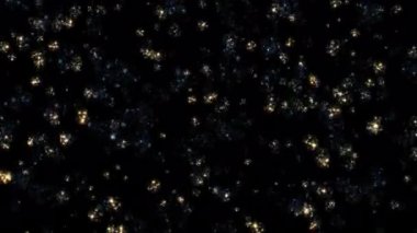 Parlak kristal küre parçacıkları siyah soyut arkaplanda hareketlenmeyi hızlandırıyor. 4K 3D ateşli kırmızı parlayan kor yanan kül parçacıklarının animasyonu.  