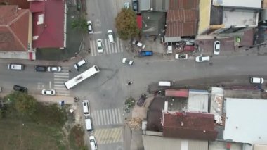 Trafik aşırı hız, hindideki hava trafiği aşırı hız. 