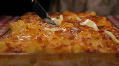 makarna, fırında makarna ve tereyağı