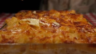 makarna, fırında makarna ve tereyağı