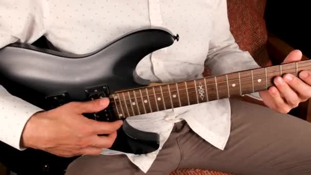 Гітара Співачка Грає Електрогітарі — стокове відео
