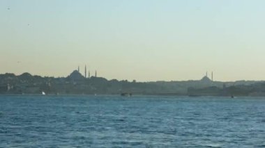 İstanbul, İstanbul zaman aşımı ve cami