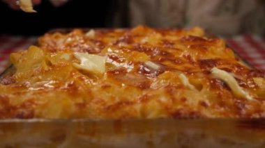 makarna, fırında makarna ve tereyağı